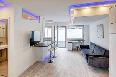 Terrassenwohnung im Erstbezug nach Renovierung und Möblierung
