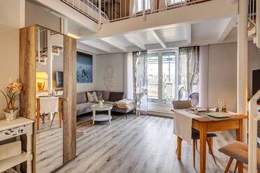 Erding: Galeriewohnung mit Südwestbalkon 