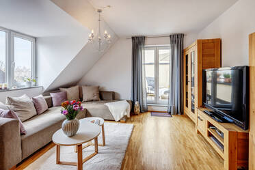 Schöne möblierte Wohnung in Dachau