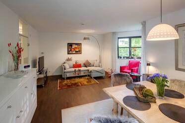 Möblierte Erdgeschosswohnung mit schöner Terrasse