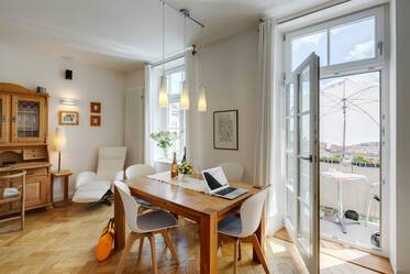 Dreimühlenviertel, sehr schöne 2-Zi-Altbauwohnung