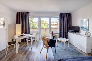Möbliertes Apartment, Nähe Donnersbergerbrücke 