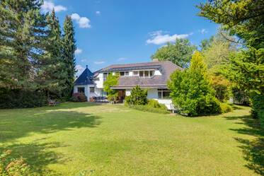 Familienvilla in Krailling mit Indoorpool  