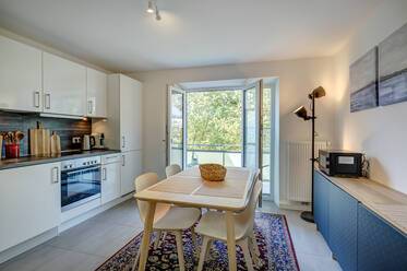 Helle, schöne möblierte 1,5-Zimmer Wohnung