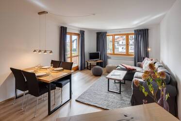Schöne, ruhige Wohnung mit Garten- und Bergblick