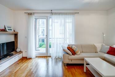 2-Zimmer Wohnung mit Balkon, Nähe Englischer Garten