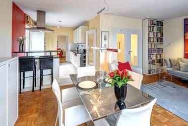 Großzügige Wohnung mit toller Dachterrasse