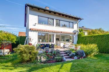 Familienfreundliches Haus mit Garten