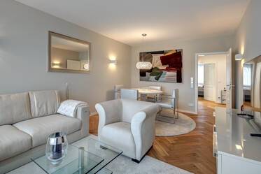 Sehr schöne möblierte Wohnung in Schwabing-West