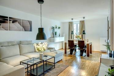 Großzügige 2-Zimmer Wohnung mit Loggia