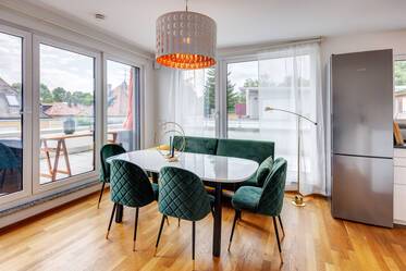 Sehr schöne Dachterrassenwohnung auf Zeit mieten