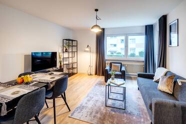 Nähe Lerchenauer See, neuwertig möblierte Wohnung