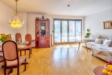 Südlich von München - großzügige 2-Zimmer Wohnung