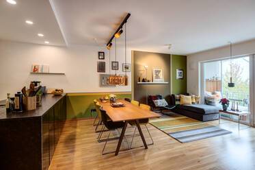 Geschmackvolle 4-Zimmer Wohnung zur Miete, 2 Balkone