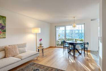 Lichtdurchflutete Wohnung am Olympiapark 
