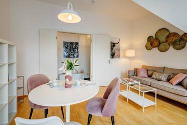 Wunderschöne Dachgeschosswohnung in Schwabing