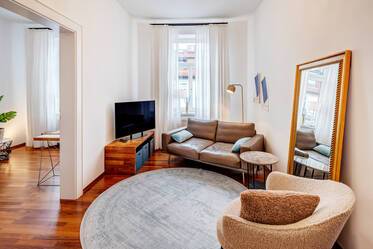 Stilvolle Altbauwohnung mit lichtdurchflutetem Ambiente