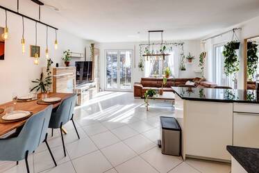 Geräumige Maisonette-Wohnung mit eigenem Garten