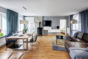 TOPLAGE! Hochwertige 2-Zimmer Wohnung auf Zeit