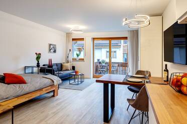 Modernes Apartment mit Südbalkon in Vaterstetten