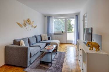 Schöne geräumige 2-Zimmer Wohnung mit Südbalkon