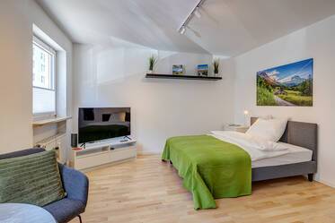 Schöne Hochparterrewohnung zur Miete in Mittersendling