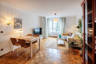 Helle, möblierte Wohnung in Obergiesing