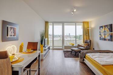 Apartment mit Panoramablick, schön und hell möbliert
