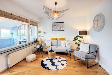 Neu möbliert mit Dachterrasse &amp; Wintergarten
