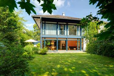 Großzügiges Architektenhaus in Krailling