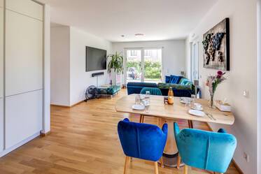 Wohnen auf Zeit: Schöne Familienwohnung mit Garten