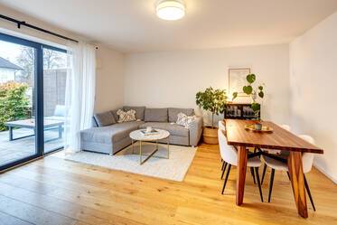 Sehr schöne, gepflegte Wohnung mit Garten