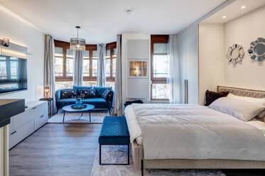 Neu: Hochwertig möbliertes Apartment (nahe BMW) 