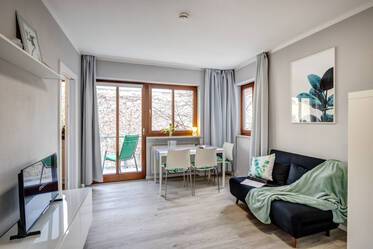 Frisch renovierte Wohnung mit Balkon