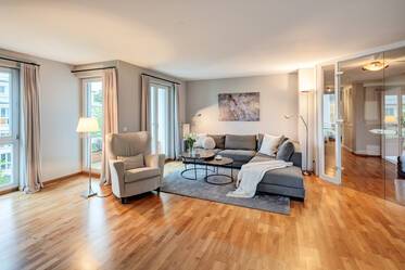 Erstklassige Wohnung mit 2 Balkonen und Dachterrasse