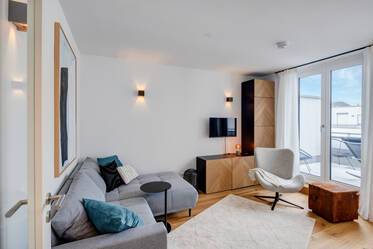 Neubau-Erstbezug: Schicke Dachterrassenwohnung 