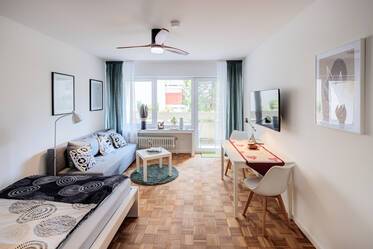 Neu: Helles, modernes Zuhause mit Balkon