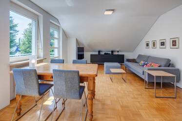 Gepflegte Wohnung mit Parkett und Südost-Balkon