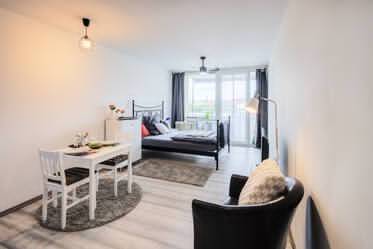 Wohnen auf Zeit: Apartment im 6. OG in Haidhausen