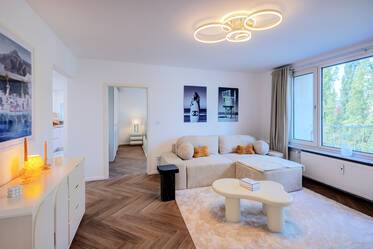 Schwabing - Stillvoll, zentral und neu möbliert