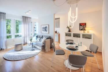 Frisch möbliert: Wohnung mit ruhiger Loggia