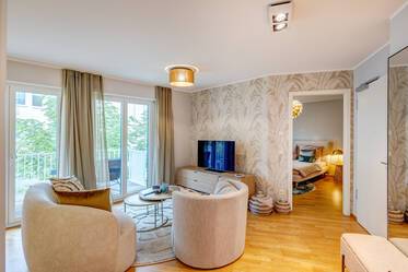 Sehr schöne möblierte Wohnung in Maxvorstadt