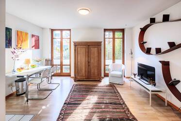 Karlsfeld: Praktische Wohnung mit neuer Einbauküche