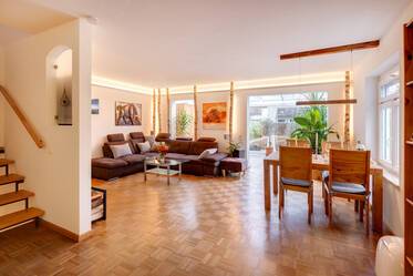 Einfamilienhaus mit Naturpool und Sauna