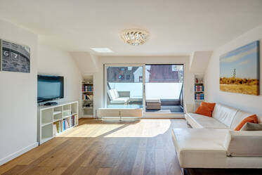 Dachgeschosswohnung in ruhiger Lage in München-Moosach