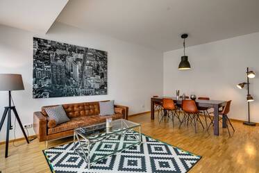 Große Dachterrassenwohnung am Königsplatz