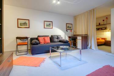 Pullach: Möblierte 1,5-Zimmer Souterrainwohnung