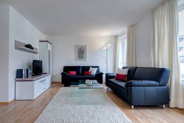 Neu renovierte 3-Zi-Wohnung, moderne Möblierung