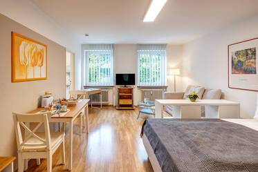 Großzügiges Apartment, Nähe Untersbergstrasse U2/U7 