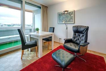 Apartment mit Panoramablick im Arabellapark 